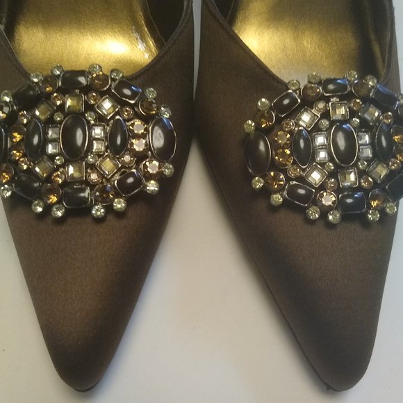 Stuart Weitzman Bronze Cocktail Pumps - Picture 2 of 6